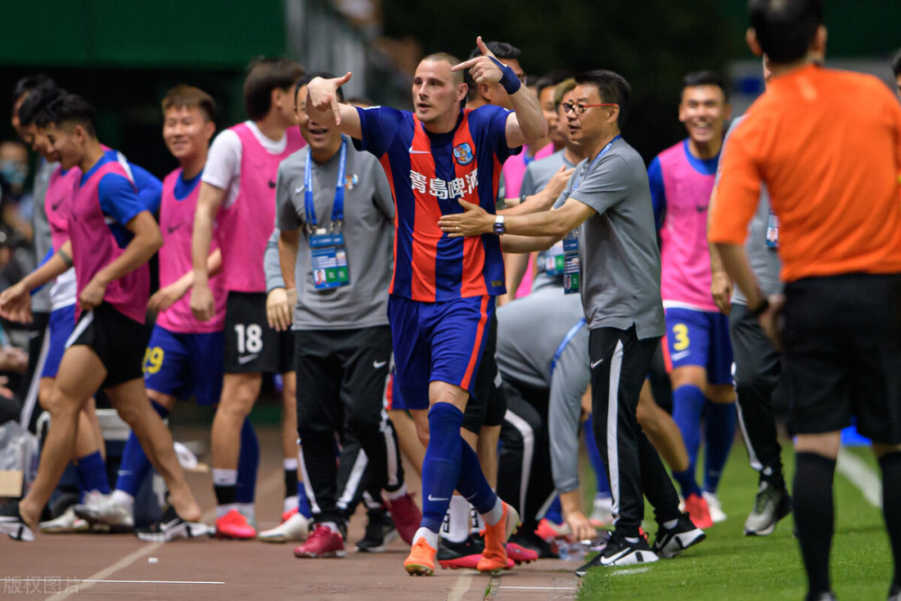 关于里程碑夜达拉斯独行侠刷新队史纪录;中超集结日刷纪录;信心回归;年轻球员得到机会的信息 关于里程碑夜达拉斯独行侠刷新队史纪录;中超集结日刷纪录;信心回归;年轻球员得到机会的信息